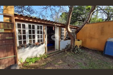 38_photo/952741d27b.d70e7eae2b930113-ATLAS-c2aef7ca-5d3f-47c1-9f58-b1eb481e0da4.jpg de casa à venda com 4 quartos, 218m² em São João do Rio Vermelho, Florianópolis