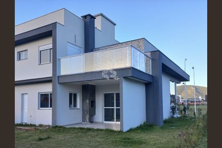 4_photo/952741d3f1.2b112f619e56b1f7-ATLAS-2c090d26-ed71-4a4e-a103-b08e7c7aeae7.jpg de casa à venda com 3 quartos, 252m² em São João do Rio Vermelho, Florianópolis