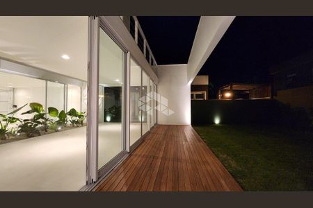 2_photo/952741d3f1.2b112f619e56b1f7-ATLAS-c2d3b47d-aed2-4d10-9268-fe53bb80301a.jpg de casa à venda com 4 quartos, 297m² em São João do Rio Vermelho, Florianópolis