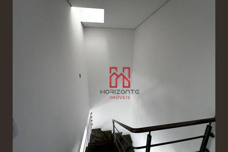 4_photo/952741d41d.b2d8e9f266a6b49c-ATLAS-53c8c5a7-2080-431d-9684-a99aef29b49a.jpg de casa à venda com 2 quartos, 88m² em São João do Rio Vermelho, Florianópolis