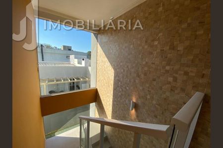 38_photo/952741d43b.7b1b2950b19b6683-ATLAS-5162ac2a-8a42-4dce-a172-eacd7a5d4416.jpg de casa à venda com 3 quartos, 269m² em São João do Rio Vermelho, Florianópolis