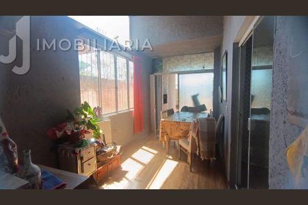 4_photo/952741d457.8085e121eea213b8-ATLAS-244a968e-3606-4674-bfc5-2d480a9bbfae.jpg de casa à venda com 3 quartos, 180m² em São João do Rio Vermelho, Florianópolis