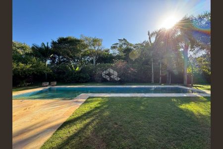 4_photo/952741d4bb.eb4747a7722cd593-ATLAS-6f8db3a0-aec3-442c-aaa5-802eed6faf9b.jpg de casa à venda com 4 quartos, 300m² em São João do Rio Vermelho, Florianópolis