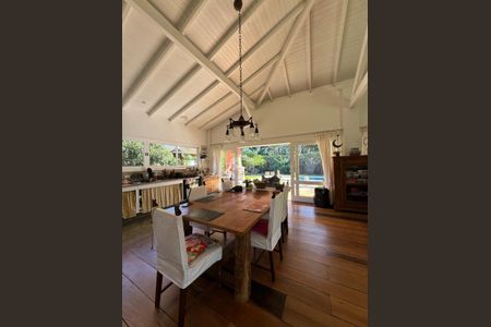 6_photo/952741d4bb.eb4747a7722cd593-ATLAS-a0f6a065-fd5b-4e9f-9481-c87c1c5562c8.jpg de casa à venda com 4 quartos, 300m² em São João do Rio Vermelho, Florianópolis