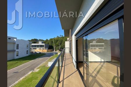 48_photo/952741d585.2d1a1fb8d25b434e-ATLAS-0acfb3bd-74e8-4141-b2ec-a2c71c016409.jpg de casa à venda com 4 quartos, 250m² em LT38, Florianópolis