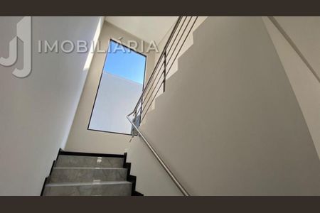 11_photo/952741d585.2d1a1fb8d25b434e-ATLAS-2c654f2e-ca36-4e67-a00e-a4267fc49cfc.jpg de casa à venda com 4 quartos, 250m² em LT38, Florianópolis