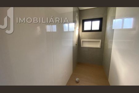 33_photo/952741d585.2d1a1fb8d25b434e-ATLAS-67a40dd9-2b8c-40f4-ab3c-d764f9a61ce1.jpg de casa à venda com 4 quartos, 250m² em LT38, Florianópolis