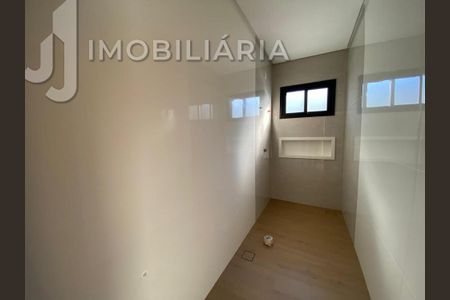 46_photo/952741d585.2d1a1fb8d25b434e-ATLAS-8c3b2628-8d98-4cc5-8e45-51c4a9c9eac9.jpg de casa à venda com 4 quartos, 250m² em LT38, Florianópolis