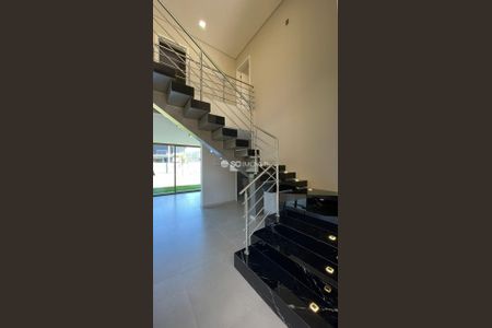 36_photo/952741d585.b0a16b5cb4d36903-ATLAS-e974d520-9d1e-4227-b32d-9666c7b5be07.jpg de casa à venda com 4 quartos, 250m² em LT38, Florianópolis