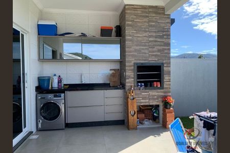 2_photo/952741d62d.37782c5086052f76-ATLAS-40b676ea-e81b-45e6-a7cb-2da9cd18e88b.jpg de casa à venda com 3 quartos, 141m² em São João do Rio Vermelho, Florianópolis