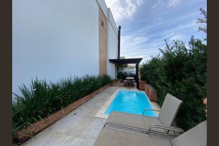 4_photo/952741da9d.ad6f58ddf1432f55-ATLAS-5bfe7d0b-2c35-4af9-ba12-be9c5e6b2d19.jpg de casa à venda com 3 quartos, 166m² em São João do Rio Vermelho, Florianópolis