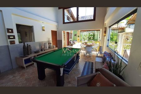 3_photo/952741e285.fc5987373cdbaa4f-ATLAS-1022744a-b7de-4e32-a28b-b5abceb4122a.jpg de casa à venda com 3 quartos, 370m² em Ingleses do Rio Vermelho, Florianópolis