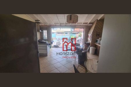 9_photo/952741e285.fc5987373cdbaa4f-ATLAS-30e5f4c2-caee-4d7a-9b88-abc06993db50.jpg de casa à venda com 3 quartos, 370m² em Ingleses do Rio Vermelho, Florianópolis