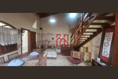 3_photo/952741e285.fc5987373cdbaa4f-ATLAS-e835ff5c-7b51-4cc1-9d26-3aed2bf05c13.jpg de casa à venda com 3 quartos, 370m² em Ingleses do Rio Vermelho, Florianópolis