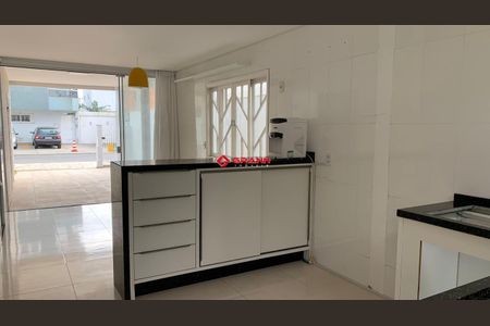 16_photo/952741e2a9.adbb37f92a381176-ATLAS-c3d76923-40a3-40c7-a2e4-48b98a142276.jpg de casa à venda com 5 quartos, 205m² em Ingleses do Rio Vermelho, Florianópolis