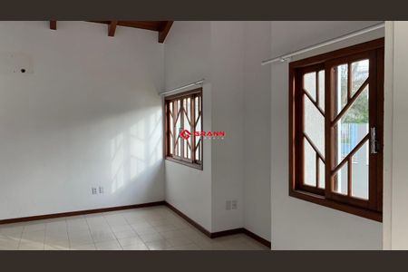 10_photo/952741e2a9.adbb37f92a381176-ATLAS-ddf0f116-403b-4da4-a21e-111c9f0b260b.jpg de casa à venda com 5 quartos, 205m² em Ingleses do Rio Vermelho, Florianópolis