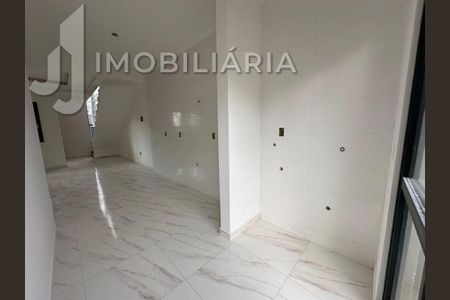 4_photo/952741e36f.6f3a9c5b1585d20a-ATLAS-1a09a461-7bb5-4536-a89e-3825e389541e.jpg de casa à venda com 3 quartos, 129m² em Ingleses do Rio Vermelho, Florianópolis