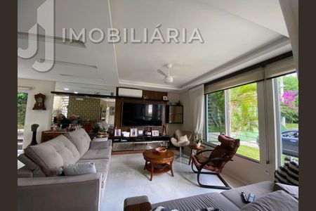 5_photo/952741e421.18256d85ec66f3f3-ATLAS-6954be6e-e1b6-48ae-b605-9a8f3291090a.jpg de casa à venda com 4 quartos, 253m² em Ingleses Norte, Florianópolis