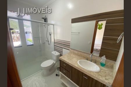 8_photo/952741e421.5d55a9b6844a5dc1-ATLAS-ef1e355d-55df-4460-a070-ff943645e3fc.jpg de casa à venda com 4 quartos, 224m² em Ingleses Norte, Florianópolis