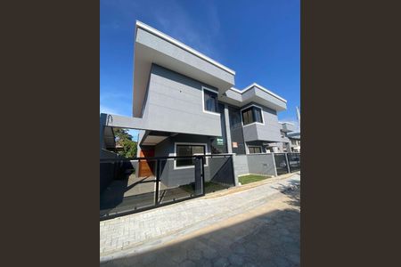 5_photo/952741e4a3.ceff8192393c33de-ATLAS-3d4bddfd-4aab-4cdb-9093-61a9cd6f3cde.jpg de casa à venda com 3 quartos, 129m² em Ingleses do Rio Vermelho, Florianópolis