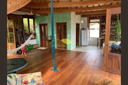 7_photo/952741e531.ceff8192393c33de-ATLAS-185f7e98-bd41-4edf-8708-59ef1aa39afd.jpg de casa à venda com 6 quartos, 250m² em Ingleses do Rio Vermelho, Florianópolis
