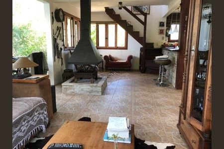 7_photo/952741ea43.ceff8192393c33de-ATLAS-748ef8c2-2718-4e98-bf39-78dca7fdef9b.jpg de casa à venda com 2 quartos, 150m² em São João do Rio Vermelho, Florianópolis