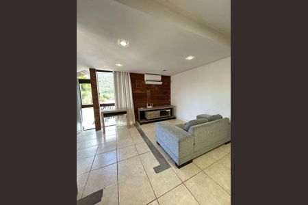 2_photo/952741ea43.ceff8192393c33de-ATLAS-92c2c126-96e2-463c-b59a-0a573b71c0cd.jpg de casa à venda com 2 quartos, 70m² em São João do Rio Vermelho, Florianópolis