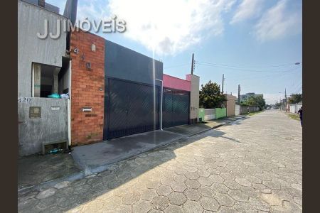 10_photo/952741f19b.2c1c3b617b8cc6b0-ATLAS-7480eed0-c26f-4d15-8f30-e1b7628ffe8b.jpg de casa à venda com 3 quartos, 60m² em Ingleses do Rio Vermelho, Florianópolis