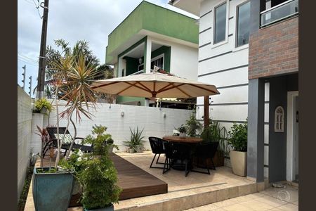 9_photo/952741f84b.fbcd7a2e7ac63d93-ATLAS-547b32a4-94c6-4ae9-b356-7818f37e8c02.jpg de casa à venda com 2 quartos, 133m² em Ingleses do Rio Vermelho, Florianópolis