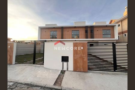 8_photo/952741f8ff.49e5f4e107e90c19-ATLAS-5287d37a-62d8-45ce-81c5-a64660cd5af3.jpg de casa à venda com 4 quartos, 107m² em Ingleses do Rio Vermelho, Florianópolis