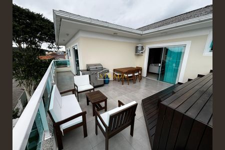 31_photo/952741f90f.d70e7eae2b930113-ATLAS-ee2195aa-e978-4ee8-b341-f4ce29c93f5d.jpg de apartamento à venda com 3 quartos, 147m² em Ingleses do Rio Vermelho, Florianópolis