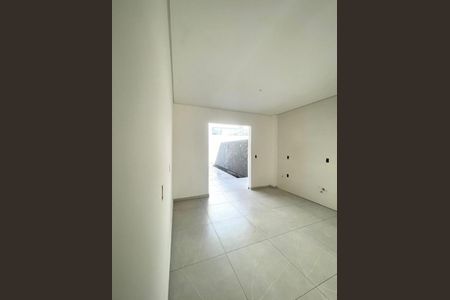 4_photo/952741f92d.521465a1a6cc0fb0-ATLAS-5070a3c2-7df5-4c25-afaa-4c35b0c29bc3.jpg de casa à venda com 2 quartos, 90m² em Ingleses do Rio Vermelho, Florianópolis