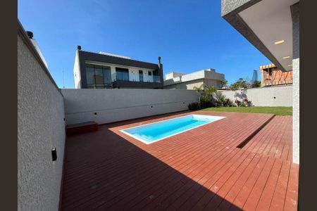 7_photo/952741fc0f.2b112f619e56b1f7-ATLAS-2afcce6a-c194-44d5-bfb7-c502ca51669f.jpg de casa à venda com 4 quartos, 239m² em Ingleses do Rio Vermelho, Florianópolis