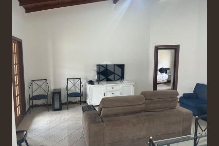 4_photo/952741fd13.a5aae0993012fdde-ATLAS-1847685e-65aa-4ad4-acf4-b8a7747de6c3.jpg de casa para alugar com 3 quartos, 180m² em Ingleses do Rio Vermelho, Florianópolis