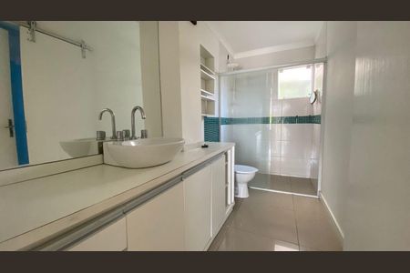 5_photo/952741fdbb.ceff8192393c33de-ATLAS-b08cf9b9-8cf2-40cf-bdea-bddd2ea83b39.jpg de casa à venda com 2 quartos, 90m² em Ingleses do Rio Vermelho, Florianópolis