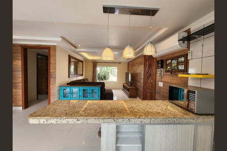 5_photo/952741fe73.21b0f3a91dd3e2b0-ATLAS-1ae33e46-1545-4fc4-88d2-a4a03d796d71.jpg de casa à venda com 3 quartos, 404m² em Ingleses do Rio Vermelho, Florianópolis