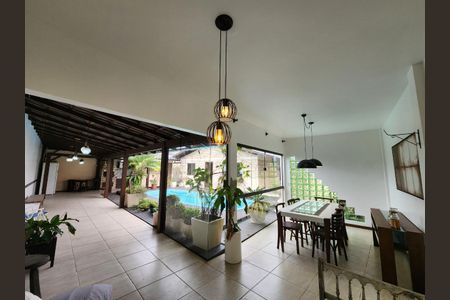 25_photo/952741fe73.21b0f3a91dd3e2b0-ATLAS-25089946-e979-49b5-9a1b-c0a7b8da1018.jpg de casa à venda com 3 quartos, 404m² em Ingleses do Rio Vermelho, Florianópolis