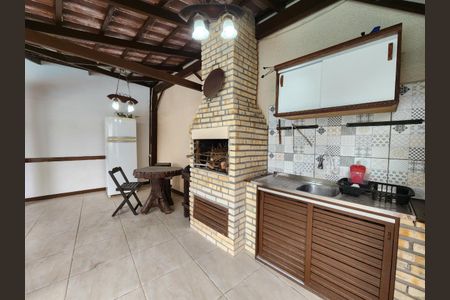 29_photo/952741fe73.21b0f3a91dd3e2b0-ATLAS-64603ee0-cc7e-4782-8ef9-2f244535fb7a.jpg de casa à venda com 3 quartos, 404m² em Ingleses do Rio Vermelho, Florianópolis