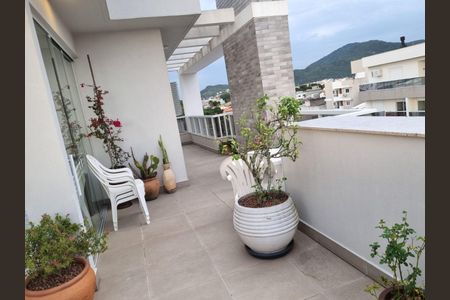 1_photo/952742004f.a05b18b6d4aefa5d-ATLAS-30576df2-4d50-4a2a-b5c4-dc743f4f2a35.jpg de apartamento à venda com 3 quartos, 152m² em Ingleses do Rio Vermelho, Florianópolis