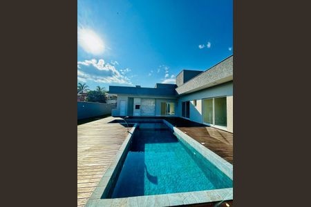 2_photo/95274200b5.c06c3c5dbfc3661b-ATLAS-d4000592-8676-4e03-b37d-220d41bb3fad.jpg de casa à venda com 20 quartos, 311m² em Ingleses do Rio Vermelho, Florianópolis