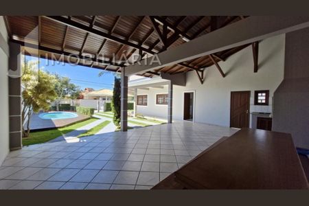 10_photo/95274200ff.7e2ea02b9085bf9d-ATLAS-25e7fc8c-3ef1-497a-bff7-9277eb32c3d7.jpg de casa à venda com 3 quartos, 240m² em Ingleses do Rio Vermelho, Florianópolis