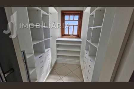 5_photo/95274200ff.7e2ea02b9085bf9d-ATLAS-2e874bdc-78ab-4e3c-b998-a012af010e8d.jpg de casa à venda com 3 quartos, 240m² em Ingleses do Rio Vermelho, Florianópolis