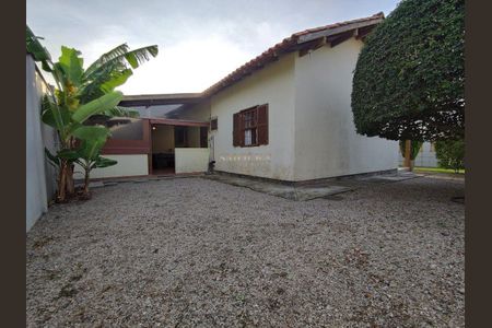 4_photo/9527420265.588d4a7fb74764b6-ATLAS-1d201408-ac3b-40db-bf5a-e30efbe2ca24.jpg de casa para alugar com 3 quartos, 121m² em Ingleses do Rio Vermelho, Florianópolis