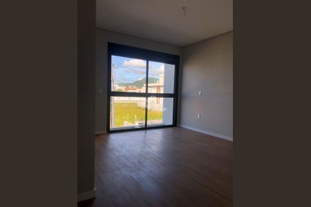 4_photo/952742058b.adbb37f92a381176-ATLAS-487eaf58-ecbb-4f1f-b5a6-876c4dfd8f18.jpg de casa à venda com 3 quartos, 176m² em Ingleses Norte, Florianópolis