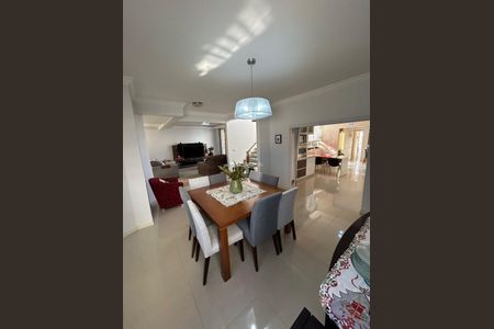 3_photo/95274205d1.49c40a4e0c1b1036-ATLAS-158b20db-80da-49f4-a984-7c3a0d5b6e14.jpg de casa à venda com 3 quartos, 206m² em Ingleses do Rio Vermelho, Florianópolis