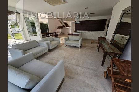 9_photo/95274206e5.82be18ad98973cde-ATLAS-bee976e7-7ed6-41d0-9221-047fb8ab61ff.jpg de casa para alugar com 3 quartos, 350m² em Ingleses do Rio Vermelho, Florianópolis