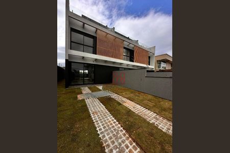 9_photo/95274207b3.aafc750051720c32-ATLAS-86fc2ae8-e746-4d75-924a-14c9b0f522d4.jpg de casa à venda com 3 quartos, 201m² em Ingleses Norte, Florianópolis