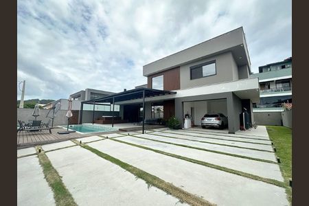 46_photo/9527420871.df2406aa61ba3211-ATLAS-2a29a6ad-2924-4c7a-876c-575ad8a266b3.jpg de casa à venda com 4 quartos, 324m² em Ingleses do Rio Vermelho, Florianópolis