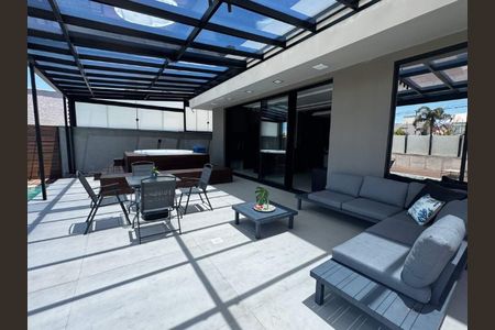 10_photo/9527420871.df2406aa61ba3211-ATLAS-31bdca04-bc90-4f39-8f56-7d715c313af4.jpg de casa à venda com 4 quartos, 324m² em Ingleses do Rio Vermelho, Florianópolis