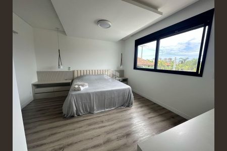 5_photo/9527420871.df2406aa61ba3211-ATLAS-a577af41-0fd9-4ec3-bf26-71cfe9693fa2.jpg de casa à venda com 4 quartos, 323m² em Ingleses do Rio Vermelho, Florianópolis